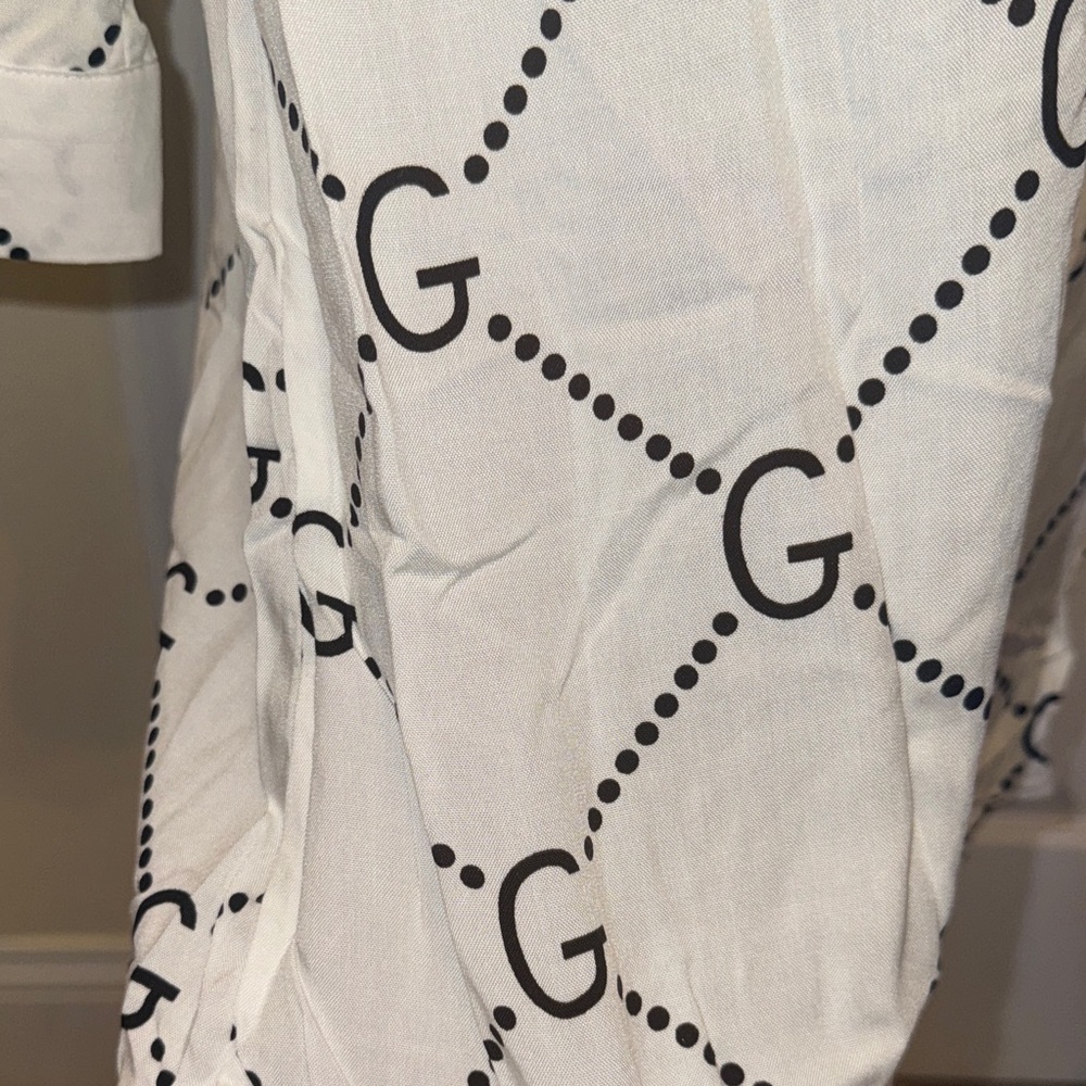Long Sleeve blouse with Black Logo Design - Picture 14 of 16